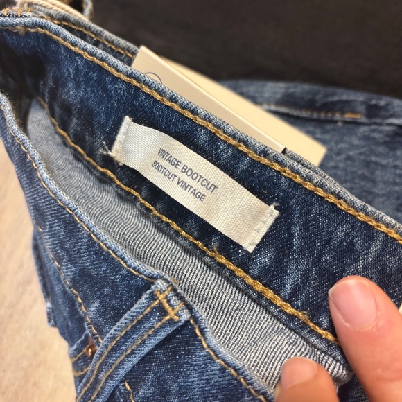 Universal Threads Jeans - 3 Pair Bundle - Picture 4 of 10